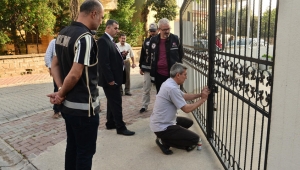 Özel Okula çilingirli baskın!