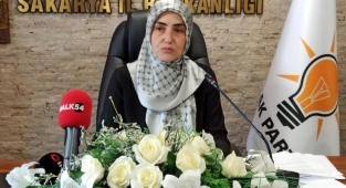 AK Partili kadınlardan 81 il, 922 ilçede Abdurrahman Dilipak hakkında suç duyurusu