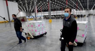 ABD’de Kara Kış 6 Milyon Doz Aşının Dağıtımını Engelledi