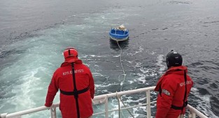İstanbul'da başıboş tekne Kıyı Emniyeti'nce barınağa çekildi