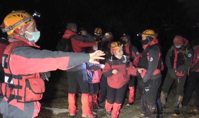 Sağlık Bursa'da, 35 saattir haber alınamayan kişi için arama- kurtarma çalışması başlatıldı