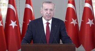 Son dakika... Cumhurbaşkanı Erdoğan: Terör zincirini 3 farklı yerde parçaladık