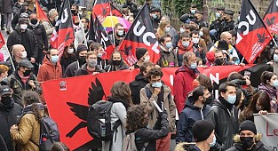 Paris’te ırkçılık ve aşırı sağ karşıtı protesto