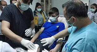 Samsun'da parkta bıçaklı saldırıya uğrayan 17 yaşındaki genç hastanelik oldu