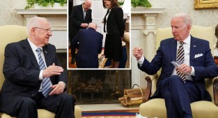 Biden'ın diz çöktüğü fotoğraf sosyal medyada gündem oldu