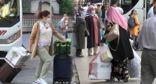 Otogarda bayram dönüşü yoğunluk oluştu!