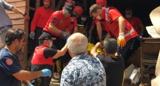 AFAD duyurdu! Kastamonu ve Sinop'taki sel felaketinde can kaybı artıyor