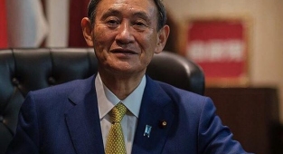 Japonya Başbakanı Suga'nın istifa edeceği iddia edildi