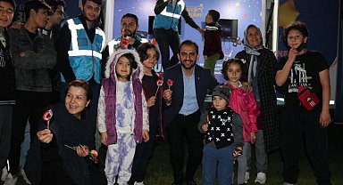 Bursa'da AK Gençler çocuklara şenlikli akşam