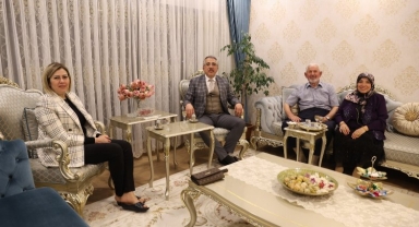 Mehmet Savran'dan ev ziyareti