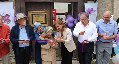 128 yıllık tarihi eve "En İyi Korunan Ev Ödülü" plaketi çakıldı