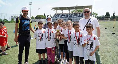 Geleneksel Çocuk Oyunları Şenliği yüzleri güldürdü