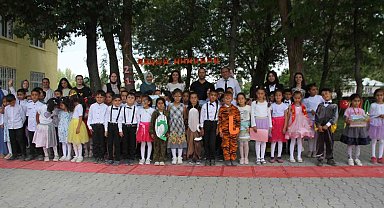 Miniklerinden 'Okuma Bayramı' etkinliği