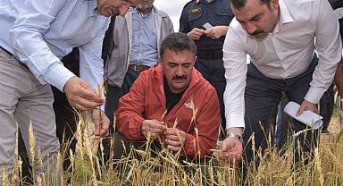 Validen doğal afetlere karşı çiftçilere uyarı: "TARSİM sigortasını yaptırın"