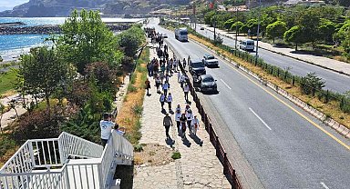 Van Gölü için yürüyen kadınlar Ahlat-Adilcevaz etabını tamamladı