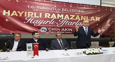 TURGUTLU BELEDİYE BAŞKANI AKIN VE MUHTARLAR İFTARDA BULUŞTU